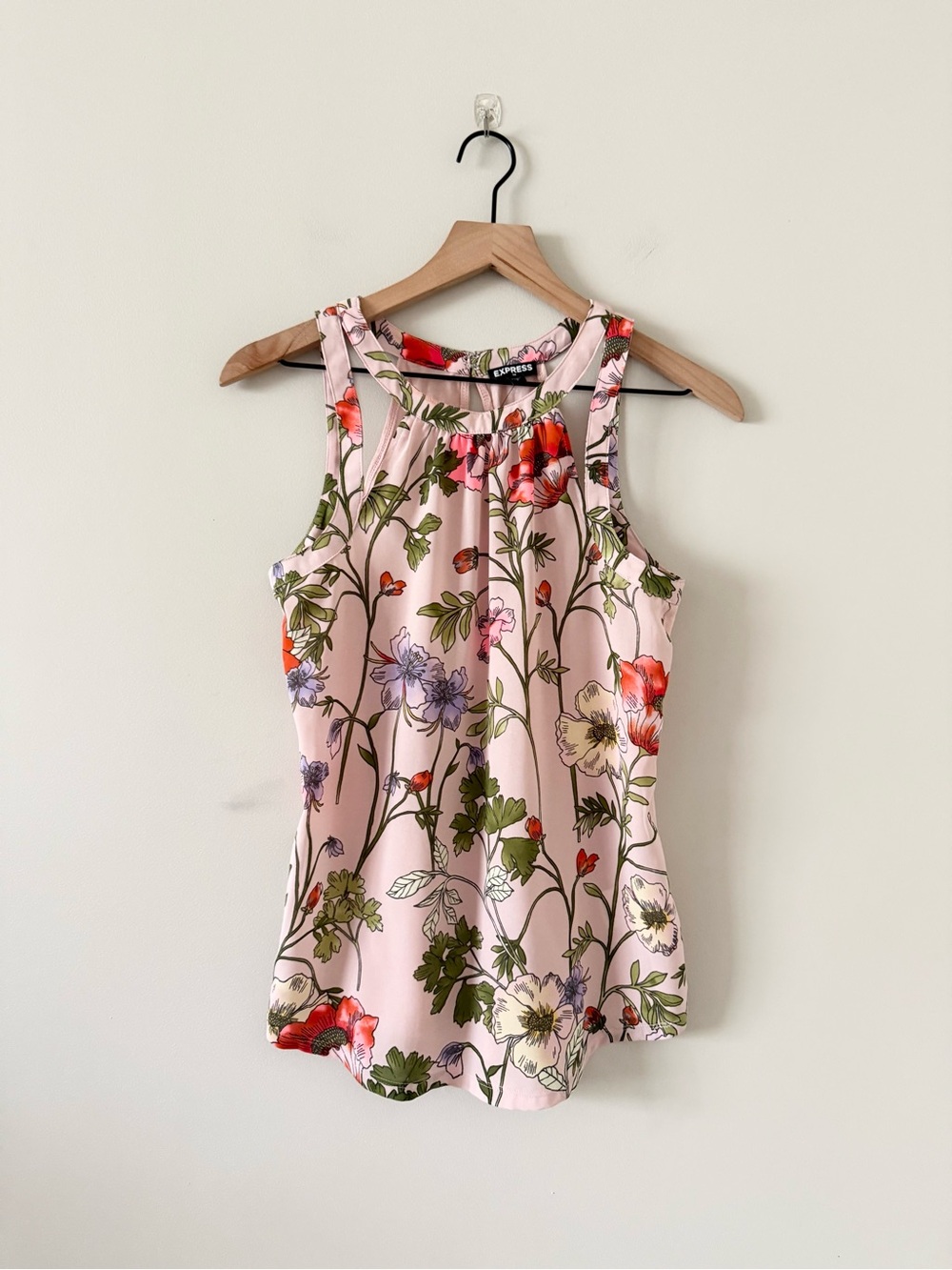 NWT Express Pink Floral Halter Neck Keyhole Cami Top Size S